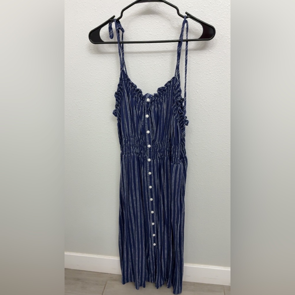 Universal Thread Blue Striped Midi Dress